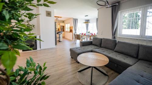 Pucking Apartamento | EHM Elegantes Design Apartment zwischen Linz&Wels