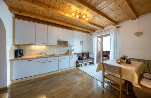Verano Apartamento | Eichernhof Apartment Marillenblüte