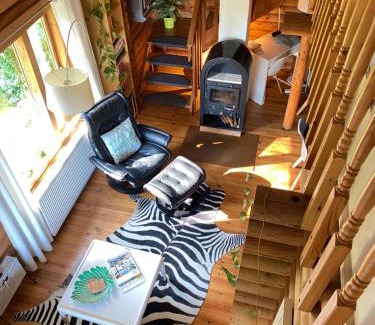 Metternich Casa | Eifel-Lounge BLOCKHAUS mit Kamin Garten Balkon nahe Köln Therme Brühl Phantasialand