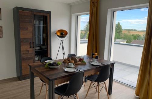 Schwirzheim Apartamento | eifel24, neu, modern mit Dachterrasse
