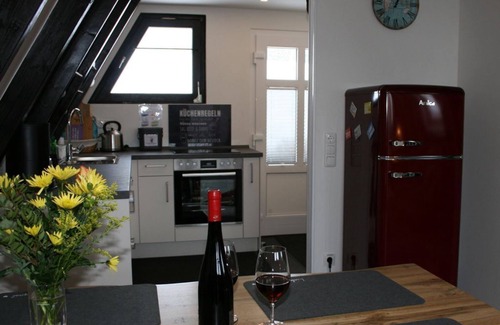 Dockweiler Casa | Eifelferienhaus Wald- und Wiesenblick - 4-bett-ferienhaus Dusche/wc, 2 Schlafräume