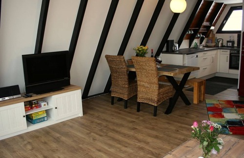 Dockweiler Casa | Eifelferienhaus Wald- und Wiesenblick - 4-bett-ferienhaus Dusche/wc, 2 Schlafräume