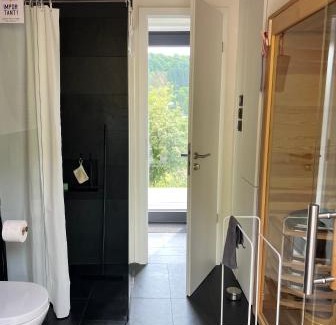 Immerath Casa | eifelhausaufzeit-Vulkaneifel-Architekten-Chalet mit Sauna im Vulkankrater