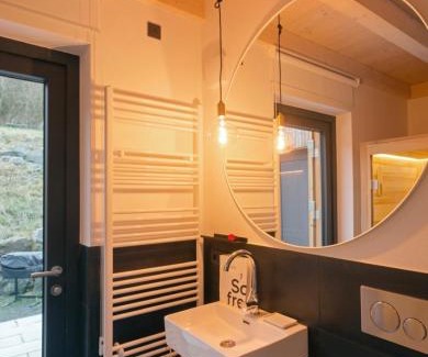 Immerath Casa | eifelhausaufzeit-Vulkaneifel-Architekten-Chalet mit Sauna im Vulkankrater