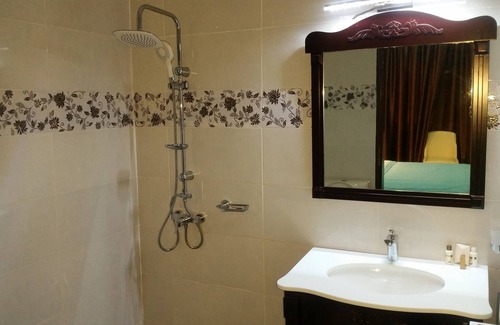 Cocody Hotel | Eifell's Hotel's