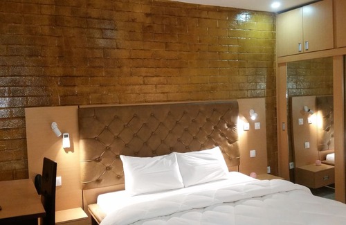 Cocody Hotel | Eifell's Hotel's