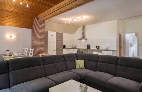 Immerath Casa | Eifelnatur (Haus 2) by Interhome