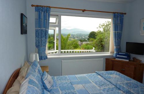 Menai Bridge Cama Y Desayuno | Eildon