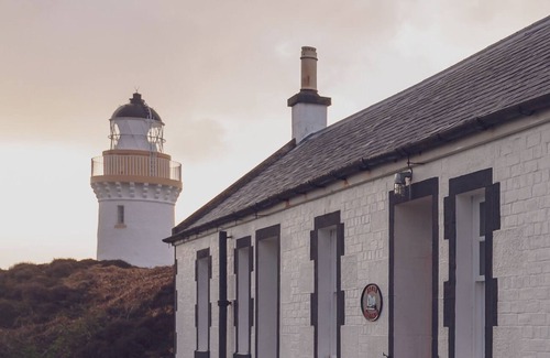 Breakish Cabaña | Eilean Sionnach Lighthouse Cottage