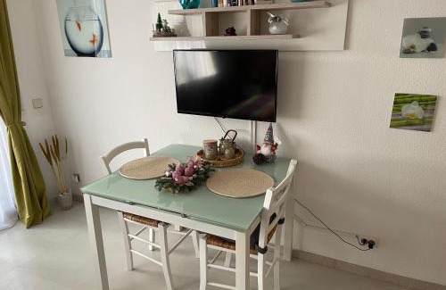 Notzingen Apartamento | Ein Gästezimmer mit Terrasse in ruhiger Lage