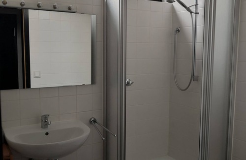 Bretzenheim Casa | ein Gemütliches Apartment in Villa -uni Mainz