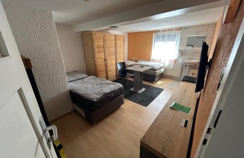Brombachtal Casa | Einfache Schlafmöglichkeit mit Gemeinschaftsküche und Bad