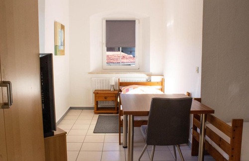 Schmidmuhlen Cama Y Desayuno | Einladene Fremdenzimmer mit Außengastronomie