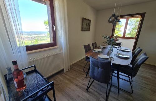 Dettingen unter Teck Apartamento | Einssein-Bergfried