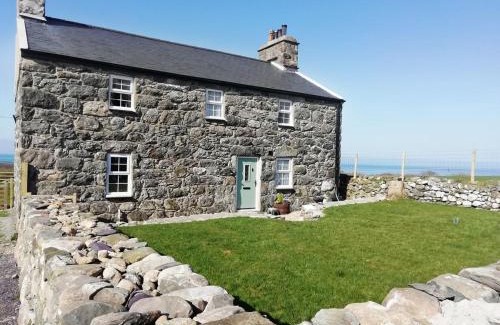 Llanllyfni Casa | Eithinog Ganol