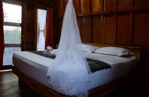 Jerowaru Cama Y Desayuno | Ekas Garden Bungalow