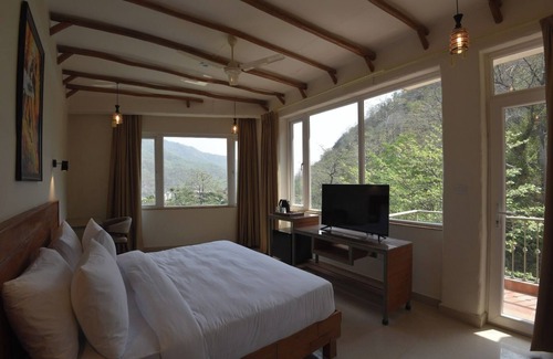 Tapovan Hotel | Ekawa Ganga by Lawrence Hotels