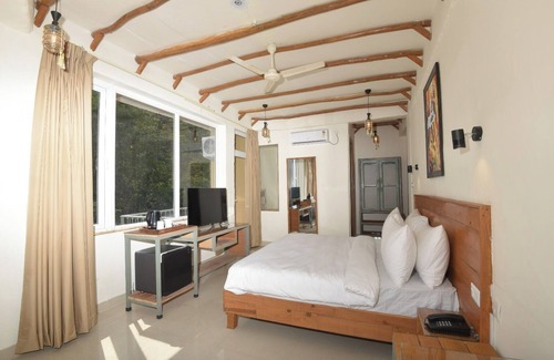 Tapovan Hotel | Ekawa Ganga by Lawrence Hotels