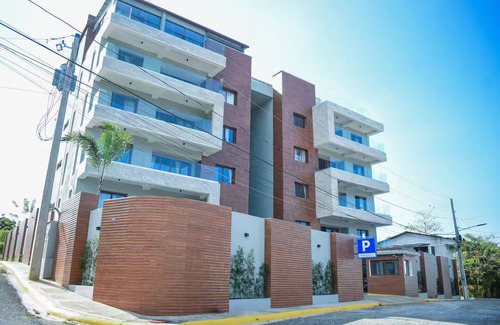 Jarabacoa Apartamento | Eke Hotel. Studio 301. [ Eterna Primavera]