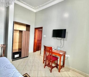 Mbarara Hotel | Ekhaya crescent hotel mbarara