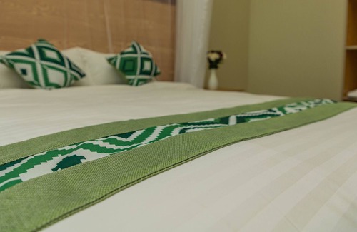 Mbarara Hotel | Ekhaya Crescent Hotel