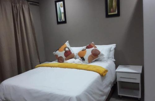 Nongoma Casa | Ekhenani Guest House