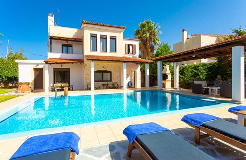 Kefalas Villa | Ekklisies Dio: Large Private Pool, A/C, WiFi