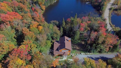 St-Adolphe-d'Howard Chalet De Esquí | Eko Eau Bonheur