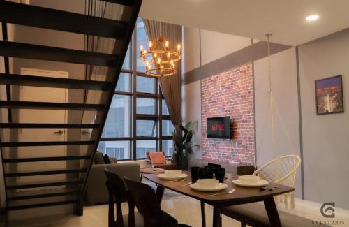 Taman Mutiara Cama Y Desayuno | EkoCheras Cozy Suite by GUESTONIC
