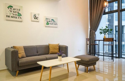 Taman Mutiara Apartamento | Ekocheras Premium Suite by De Lux @Kuala Lumpur