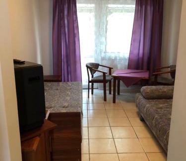 Zlocieniec Casa | EKOEDEN - OŚRODEK WYPOCZYNKOWY