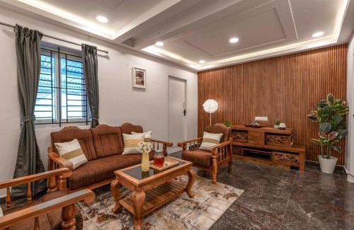 Ooty Villa | EKOSTAY - Garden Grove Villa