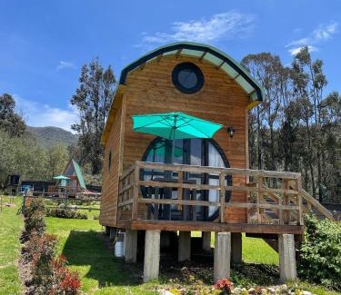 Guatavita Otro | El Alpino Cabaña Glamping & Camping