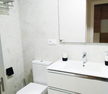 Aviles Apartamento | el Atico de la Camara, centro Aviles, nuevo a estrenar