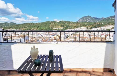 Ubrique Apartamento | EL BÚCARO. Las Puertitas Rojas