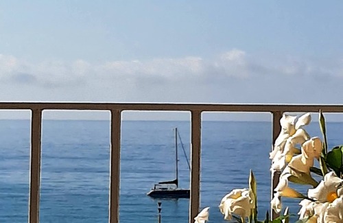 El Roc de Sant Gaieta Apartamento | El balcó del Roc. Apartamento en 1ª línea de mar, dos terrazas , ideal familias