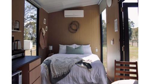 Wundowie Casa | El Caballo Tiny Escape by Tiny Away
