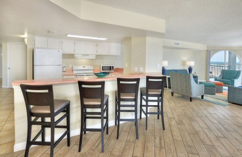 Melinda Cook Hotel | El Caribe Resort & Conference Center