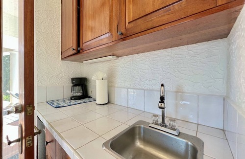Roatan Apartamento | El Castillo Blanco @Parrot Tree, Roatan