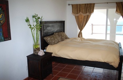 Ensenada Otro | El castillo del mar en Baja Off the Grid: un estreno de Eco Adventure Resort & Villa
