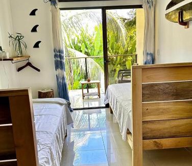 Playa Hermosa Cobano Hotel | El Chante Surf House