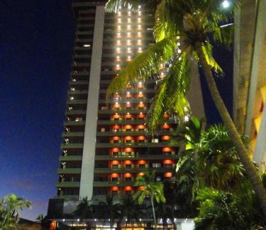 Zona Dorada Hotel | El Cid El Moro Beach