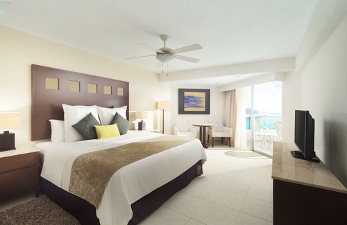 Cozumel Complejo | El Cid La Ceiba Beach