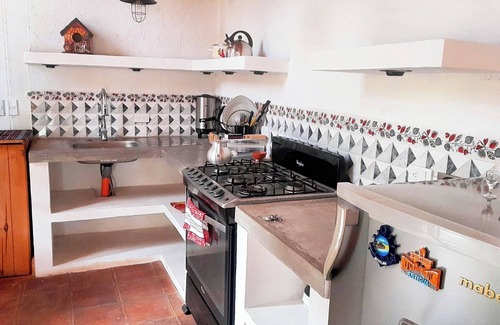 San Juan La Laguna Cabina | El Colibri Cabin