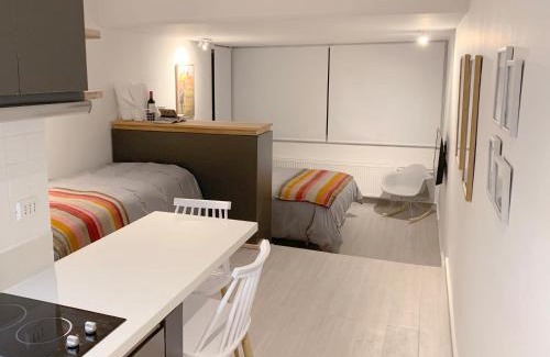 Farellones Apartamento | EL COLORADO, New Loft, SKI IN & OUT, 4 people, Hot POOL, all Walking distance