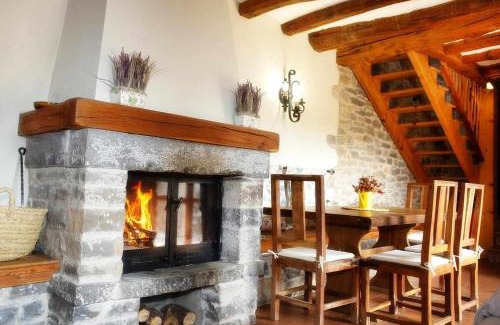 Ainsa-Sobrarbe Casa | El Corral de Villacampa