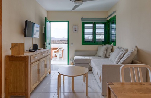 Los Lagos Casa | El Cotillo Beach Natural Park By CanariasGetaway
