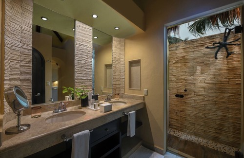 Villa Juarez Hotel | El Dorado Casitas Royale, Catamaran, Cenote, All & More Inclusive - Adults Only