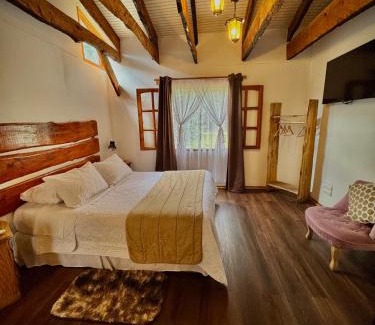 Melocoton Cama Y Desayuno | El Encanto del Manzano & Espacio Vittalia Spa