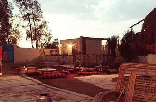 Tunis Village Alquiler De RV | El-Farsha Camp
